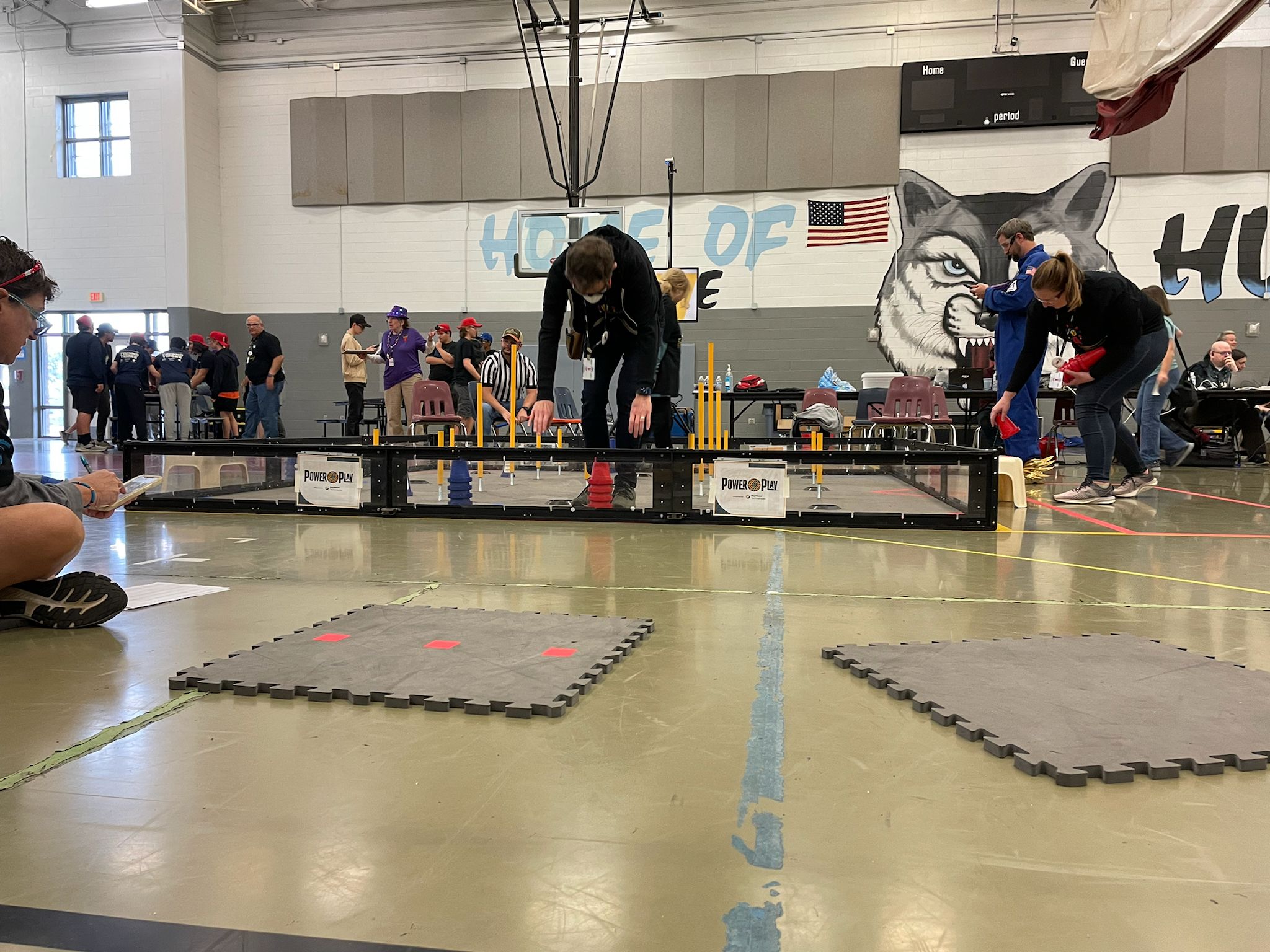 Team running robot during trial